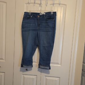 Signature by Levi Strauss Women's Cropped Blue Jeans